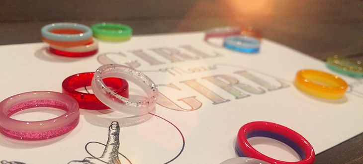 【ワンコインで夏のおしゃれも、社会貢献も！】雑誌MOREともコラボしたチャリティーピンキーリング夏にピッタリのつけ方アレンジ大公開！