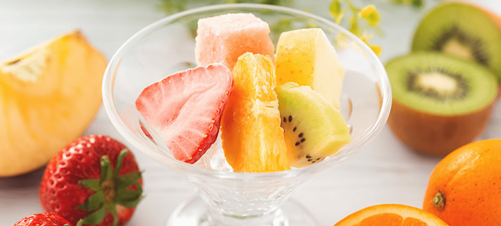 【実食レビュー】冷凍みかんを超越するフローズンフルーツが登場！！食品ロスと果物の未来を考えた「HenoHeno＜ヘノヘノ＞」がすごかった！